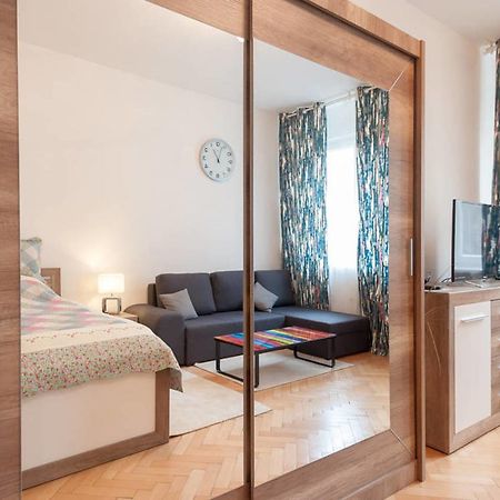 Apartamento Barto Praga Exterior foto